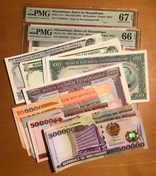 Mozambique. - 4 x 10, 4 x 5 + 2 certified banknotes Escudos various dates - Pick 117a, 118a, 126, 127, 133b, 138, 139, 141, 142