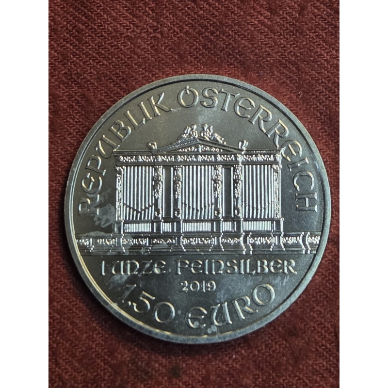 2019 PHILHARMONIC 1.5 EURO 1 OZ. SILVER COIN IN B/U CONDITION MINT LUSTER DETAIL