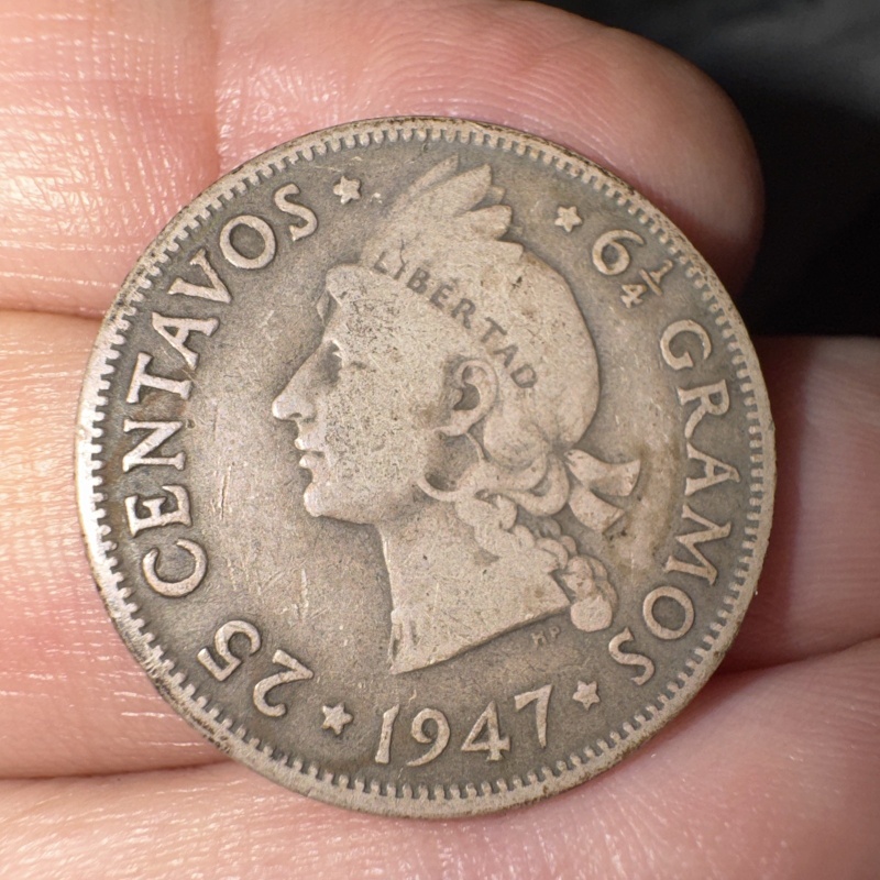 DOMINICAN REPUBLIC - 25 CENTAVOS 1947 collectors choice .90 Silver
