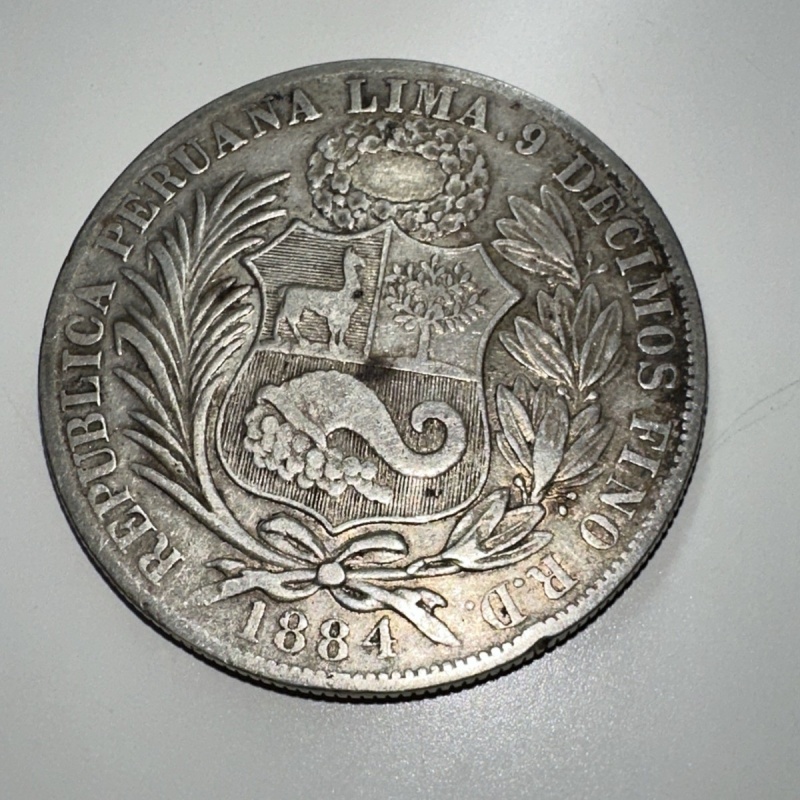 1884 Peru Un Sol Silver Coin Circulated